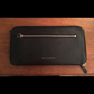 Want les essentiels leather wallet
